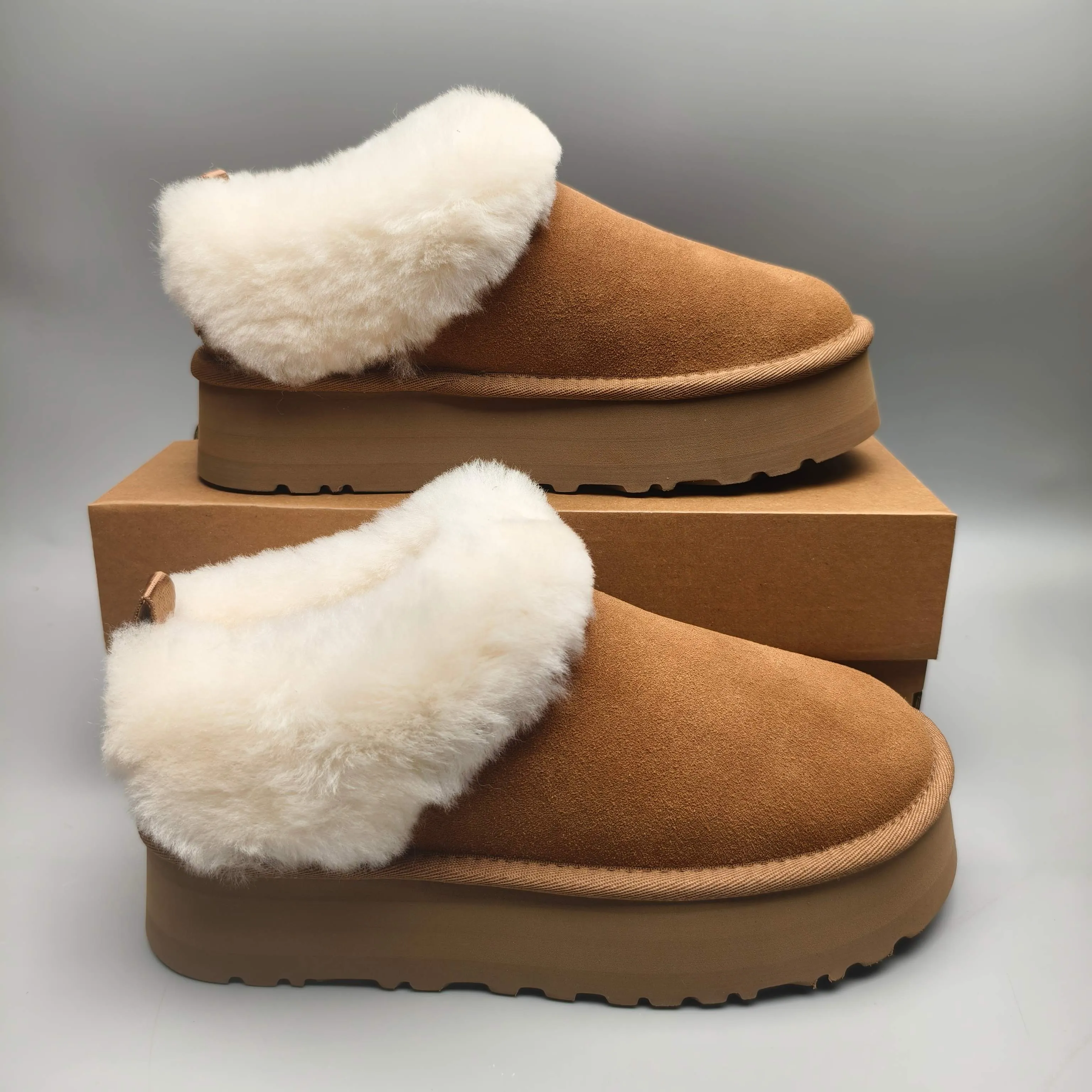 💰480 UGG sheepskin all-in-one 1393 thick-soled suede slip-on slip-on shoes. Color: maroon, green, sand, pink. Matching sizes: 35-40.